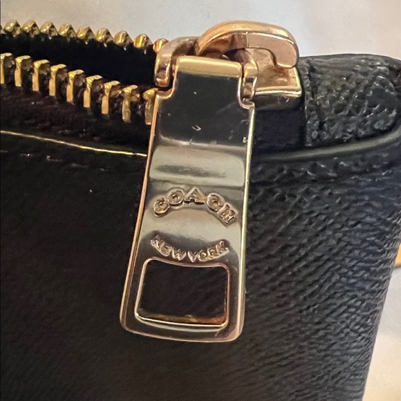 Coach Zip shoulder bag, Black Textured Tote Bag - Picture 10 of 10